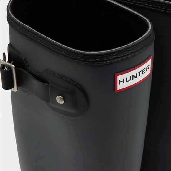 New in Box Hunter Black Matte Packable Rain Boots - Picture 5 of 6